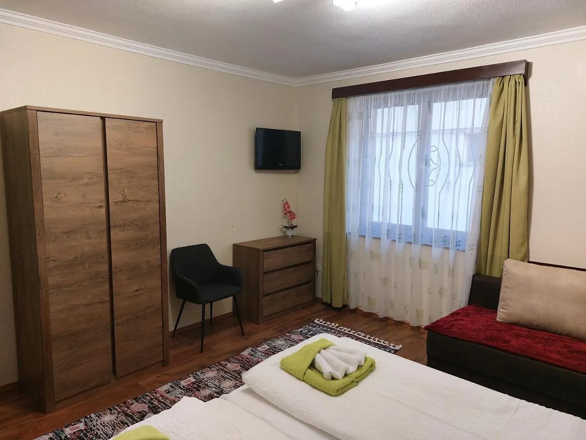 Arnika Vendeghaz Apartment Hajduszoboszlo